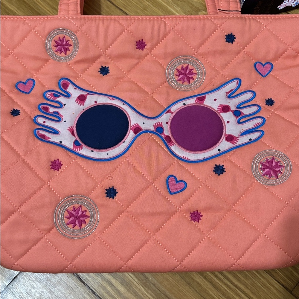 NWT Vera Bradley Harry Potter Luna’s Medallion Small Quilted Vera Tote Bag - Picture 6 of 7